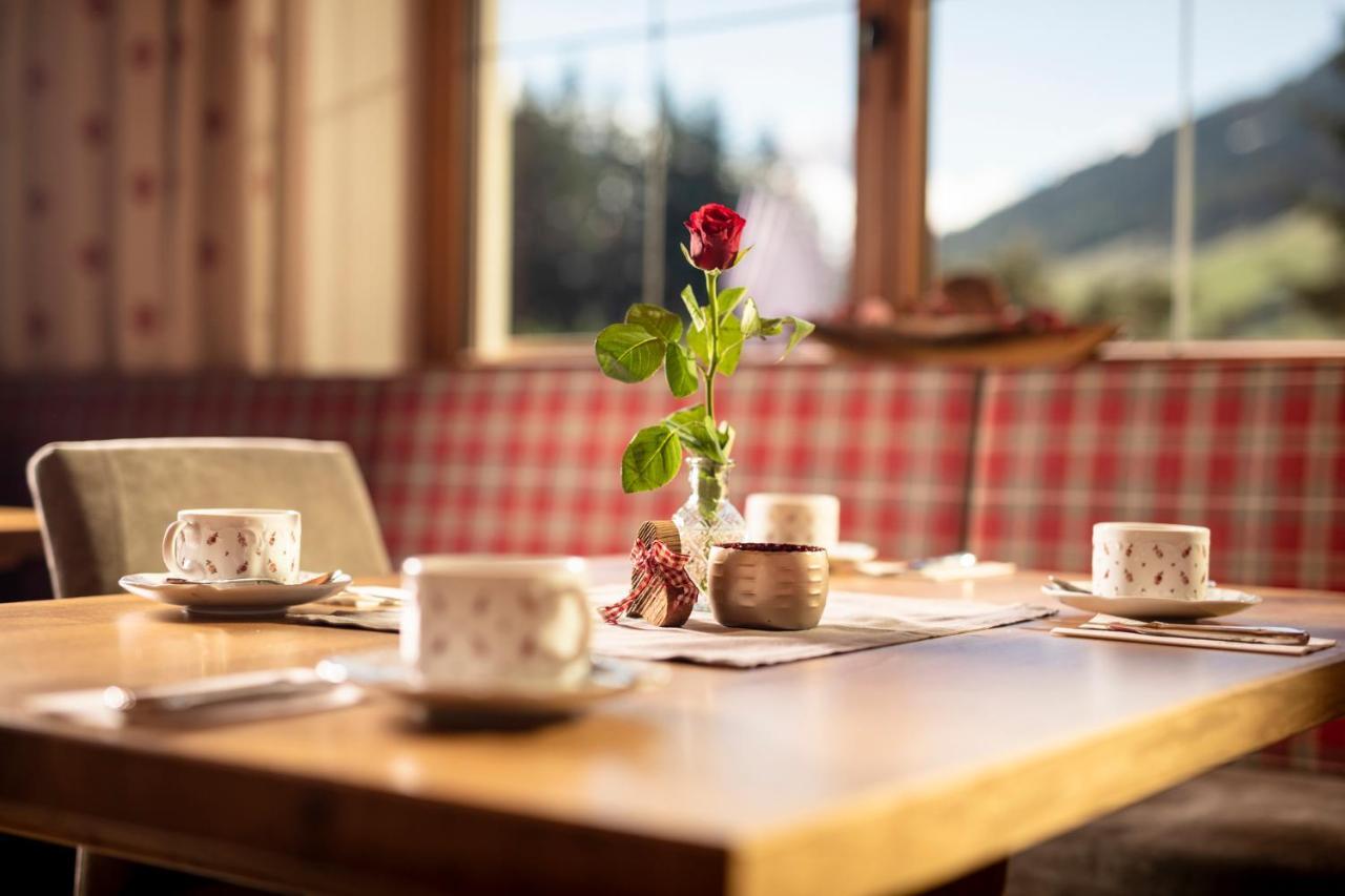 Hotel Gaestehaus Gratlspitz Alpbach Esterno foto